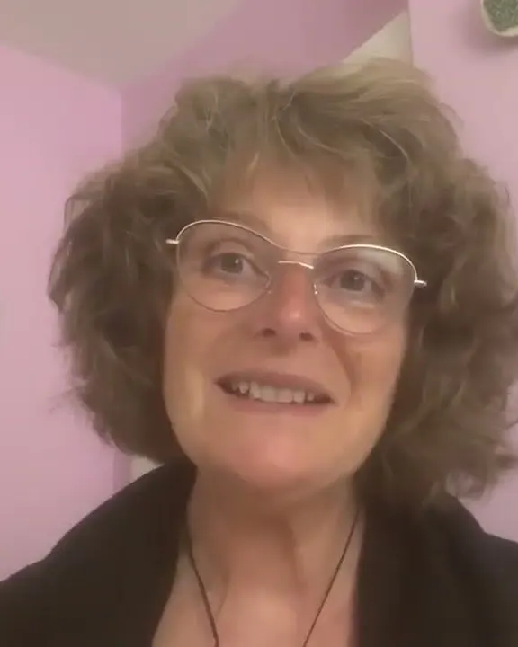 Avis communication animale : Christelle, en vidéo